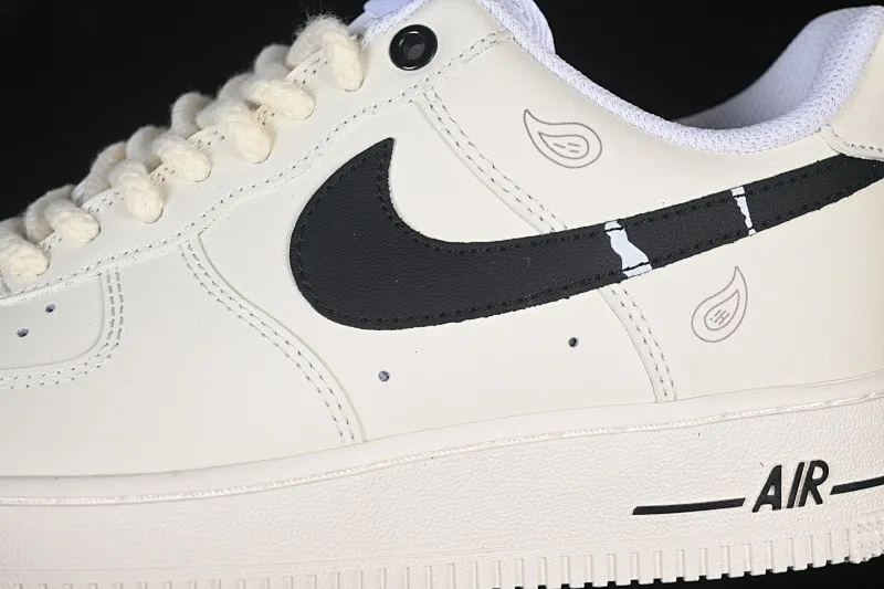 All categories Nk Air Force 1 Air Force series Nk Air Force 1 Low Air Force low-top Nike Air Force 1'07 Low joint white and black Air Force 1 low-top casual sneakers ZH0318-128